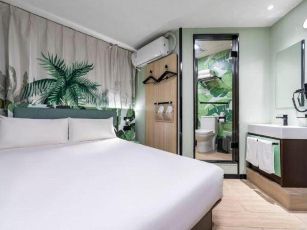 Hi Bund Nanjing Road Pedestrian Street Hotel Xangai